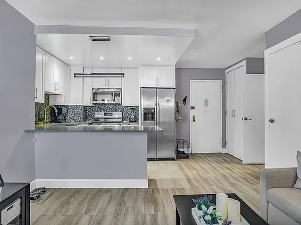 5800 Arlington Ave APT 18N, Bronx, NY 10471