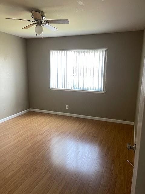 1st image of 2104 Royal Dr #4