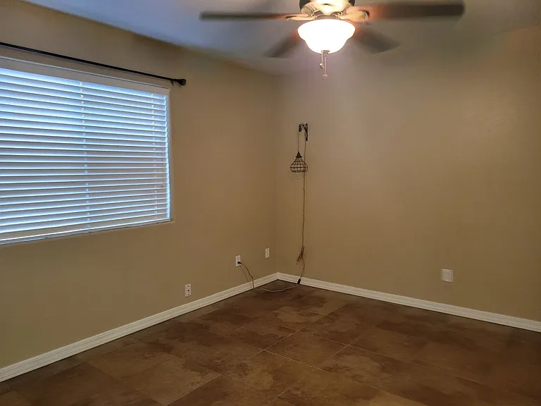 440 Hummingbird Dr — Photo 18
