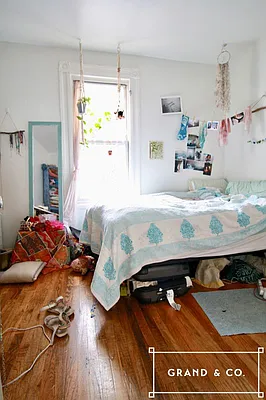 Rented by Grand & Co. | media 21