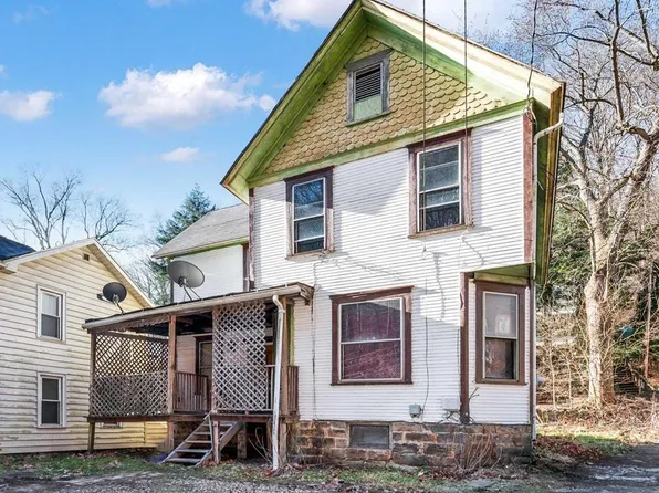 26 Halyday St, Oil City, PA 16301