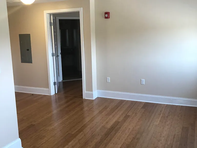 7 Marshall St #403 — Photo 5
