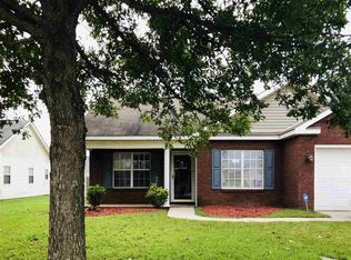228 Stirling Bridge Dr, Warner Robins, GA 31088