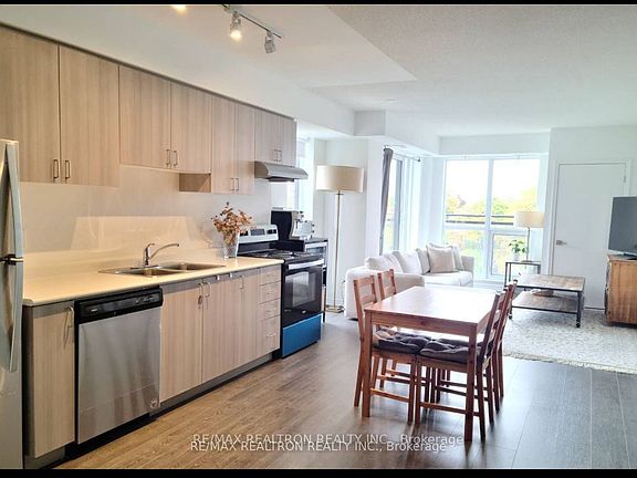 3rd image of 1 Falaise Rd #608