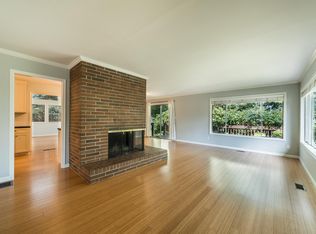 1798 Kilkenny Rd, Lake Oswego, OR 97034