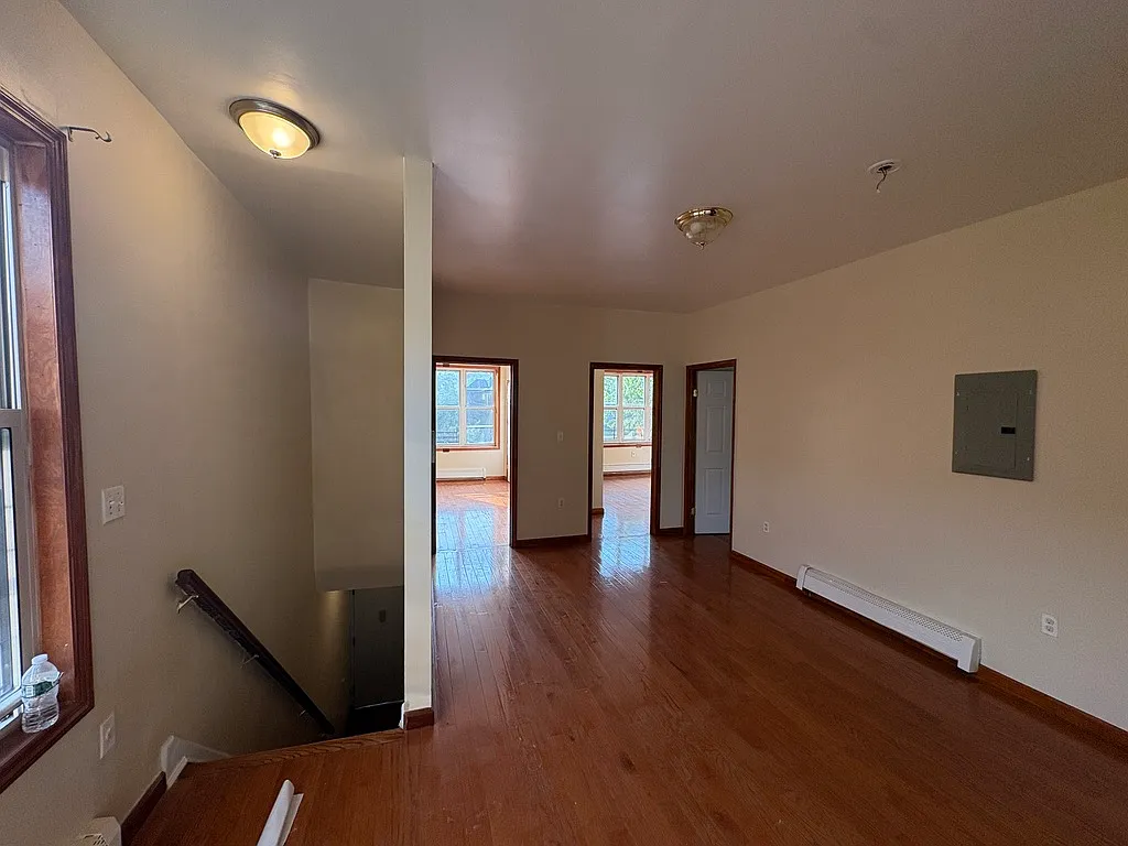 1664 Montgomery Avenue — Photo 1