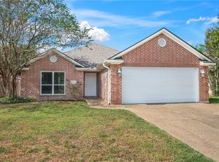 3746 Essen Loop, College Station, TX 77845