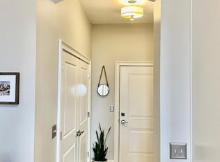 77 Van Dam St #201, Saratoga Springs, NY 12866
