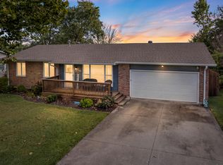 754 Meadowbrook Cir, Moberly, MO 65270