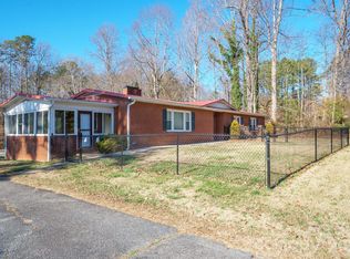 6264 Us Highway 221 S, Marion, NC 28752