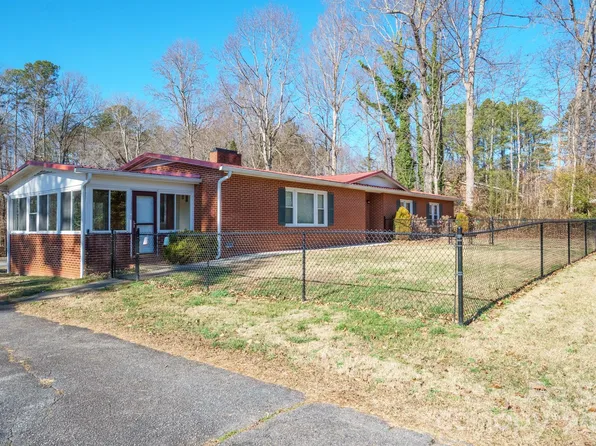 6264 Us Highway 221 S, Marion, NC 28752