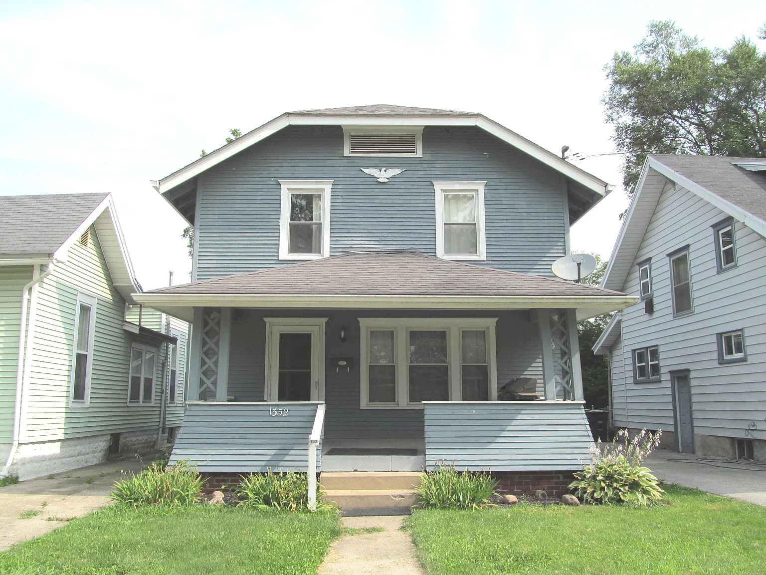 1352 E Clinton St photo 1