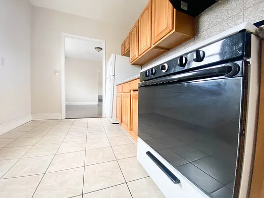 Rented by RealTegrity NY LLC | media 21