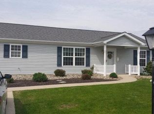 745 Towpath Ln, Pine Grove, PA 17963
