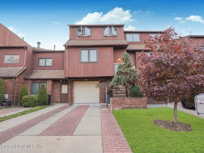 32 Stonegate Dr, Staten Island, NY, 10304