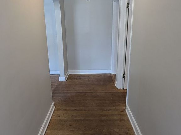 5th image of 1411 Yale Ave NW #1