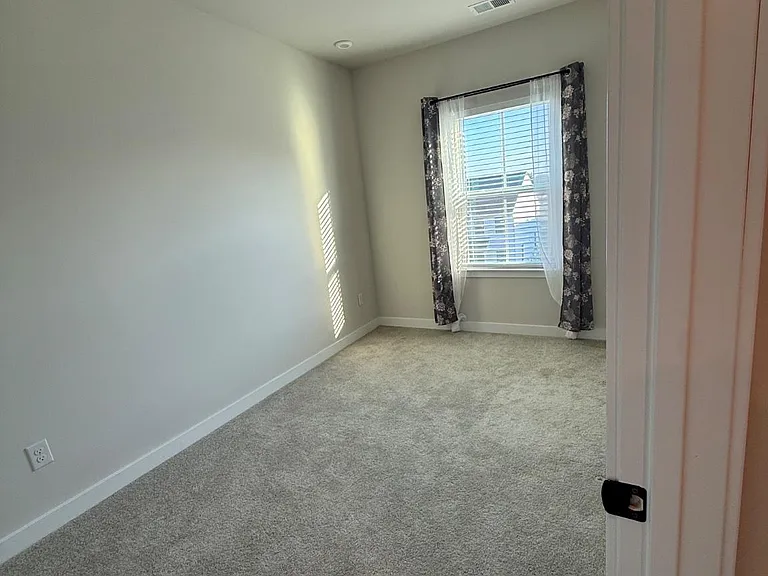 3 Cinnamon Ln — Photo 21