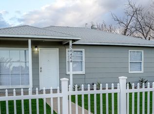 38464 12th St E, Palmdale, CA 93550