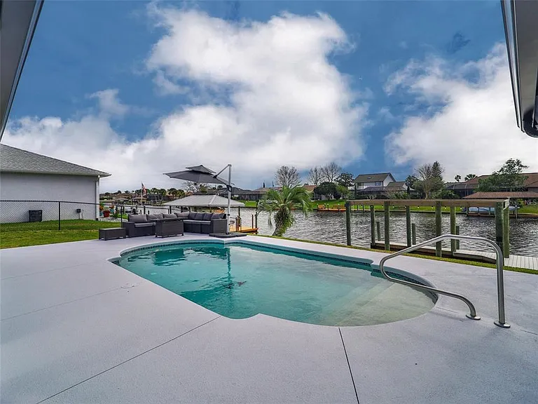 2 Cedar Ct — Photo 26