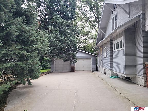 2nd image of 108 Cayuga St