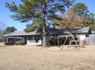 201 N Front St, Perrytown, AR 71801