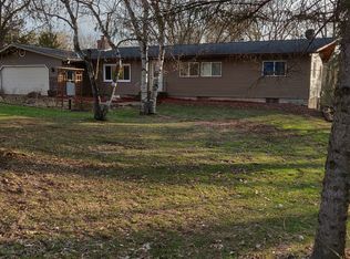 303 Harshman Dr, Hudson, WI 54016