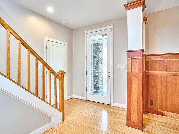 5th image of 105 Cardiff Pl