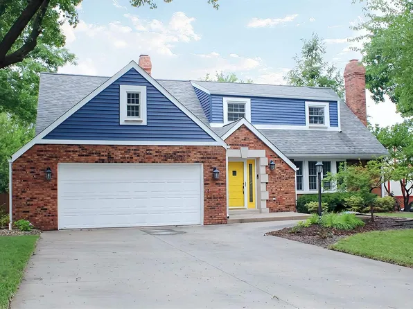 1222 Fundy Rd, Quincy, IL 62301