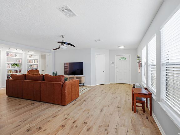 5th image of 10314 WESTFIELD PL
