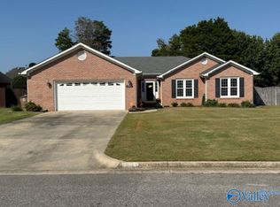 2915 Whiteford Dr SW, Decatur, AL 35603