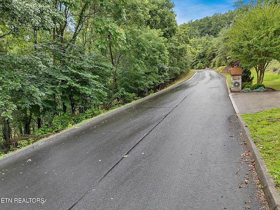 4th image of 9097 Paradise View Dr