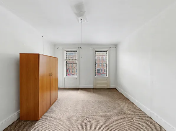 1722 Putnam Avenue image 22 of 30