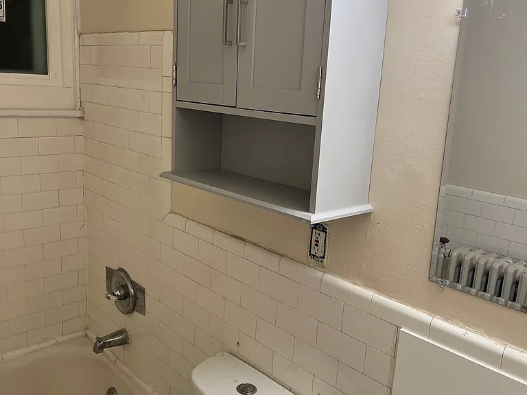 122 Elmwood Ave #1 — Photo 7