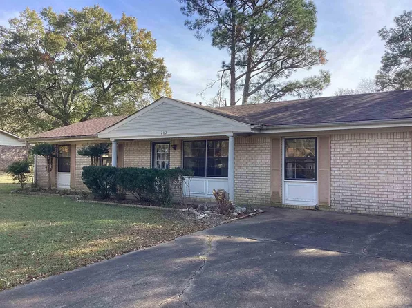 202 Sherwood Dr, Prescott, AR 71857