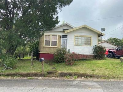 2 Oak St, Chickasaw, AL, 36611