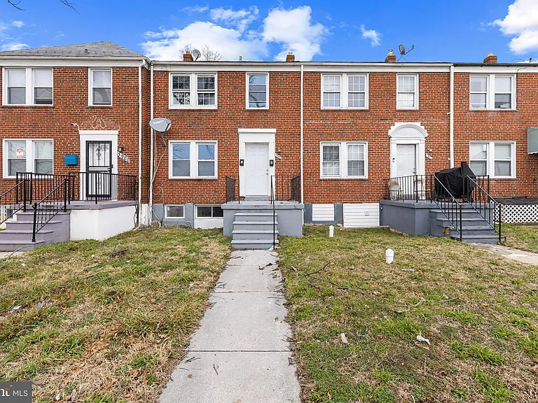 3902 Erdman Ave #2 — Photo 9