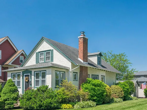 15 Erdenheim Rd, Erdenheim, PA 19038