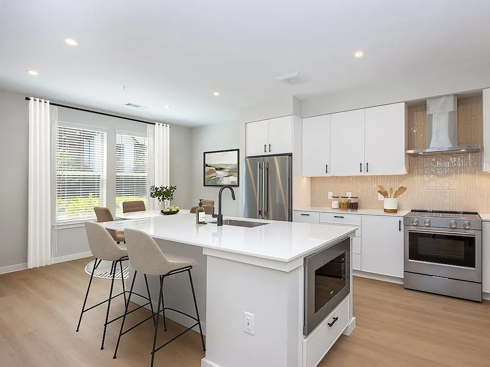 Avalon Brier Creek — Photo 1