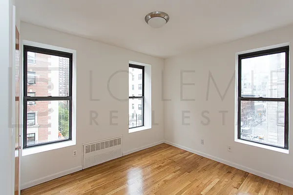 Rented by LC Lemle Real Estate Group | media 27