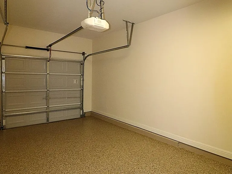 2090 Shady Pond Dr — Photo 23