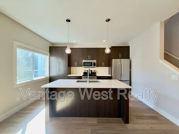 Union Rd #51, Kelowna, BC V1V 3E1