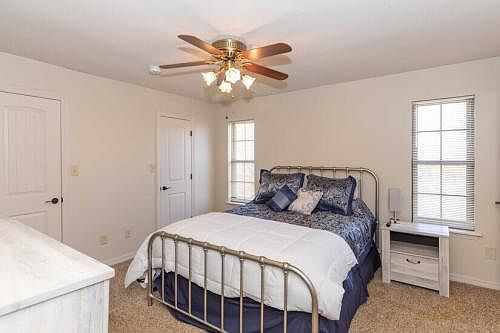 5th image of 7 Cottonwood Ln