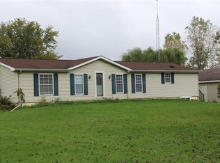 2453 E Stanley Rd, Mount Morris, MI 48458