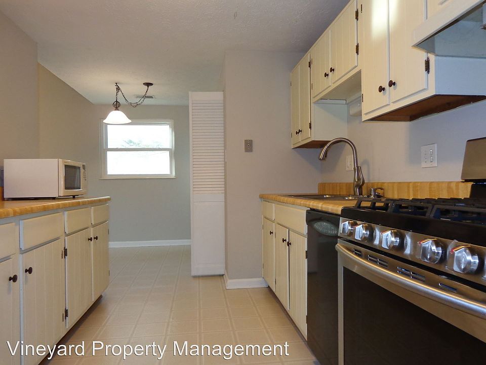 1st image of 875 Singing Hills Dr