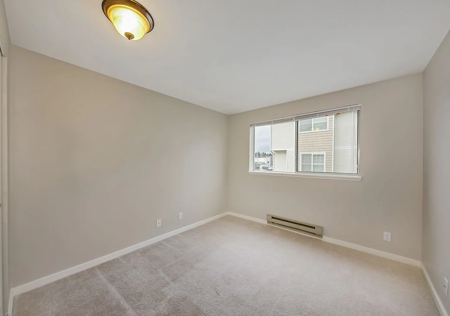 Granview Apartments — Photo 3