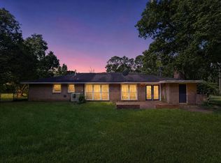 2733 Hermitage Dr, Montgomery, AL 36111