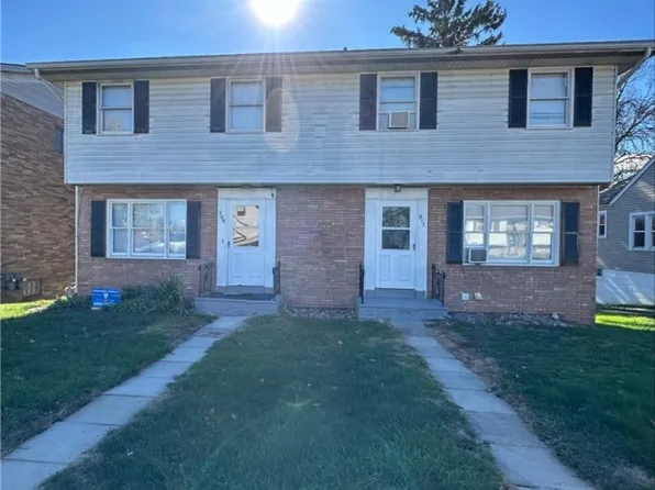 209-211 Cunningham Ln, Steubenville, OH 43953