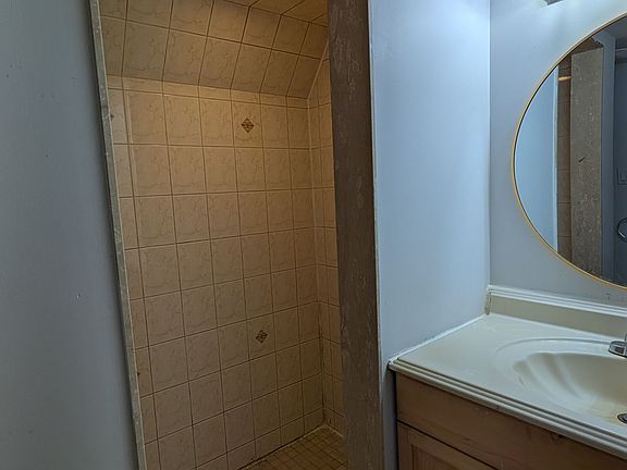 5th image of 84 Apollo Rd #Basement