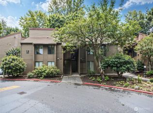 10013 NE 123rd St #F/A, Kirkland, WA