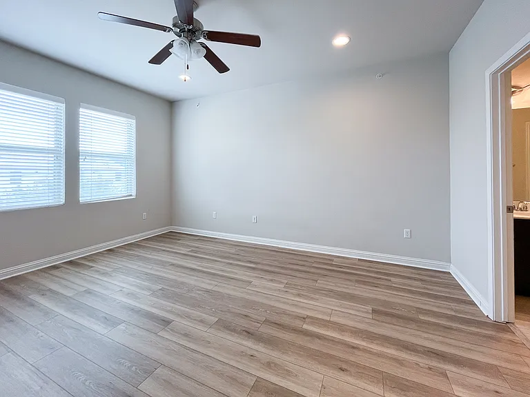 Large primary bedroom